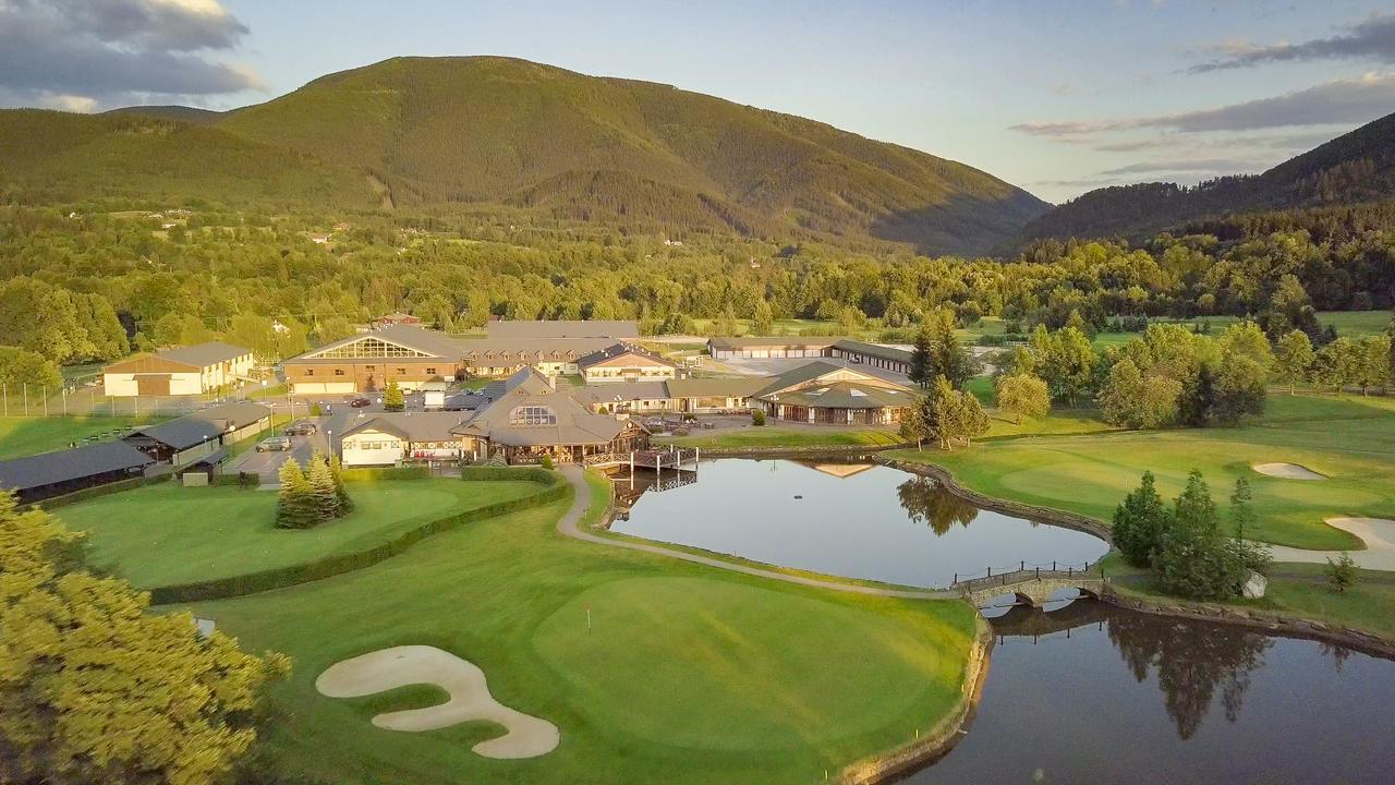 Club Apartments Челадна Экстерьер фото